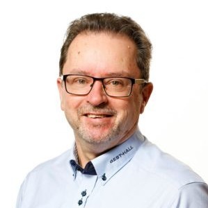 leif 300x500 px
